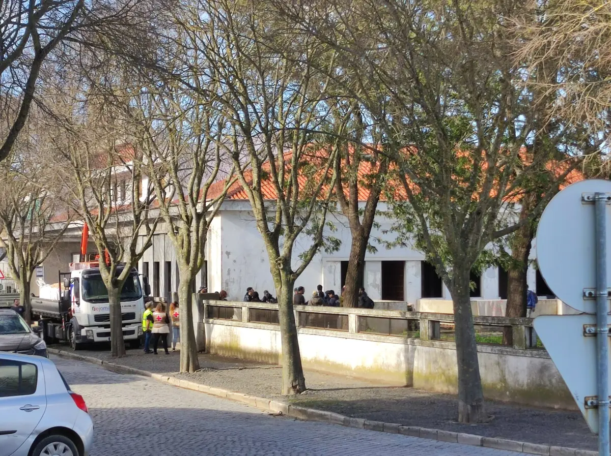 Imagem de contexto do artigo "Ocupas" de edifício de Beja transferidos para centro de acolhimento temporário