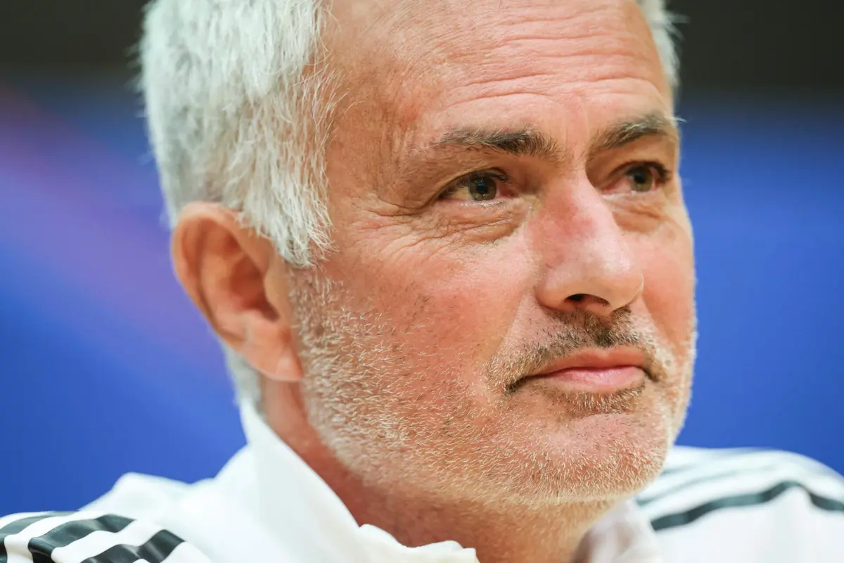 José Mourinho, treinador do Benfica