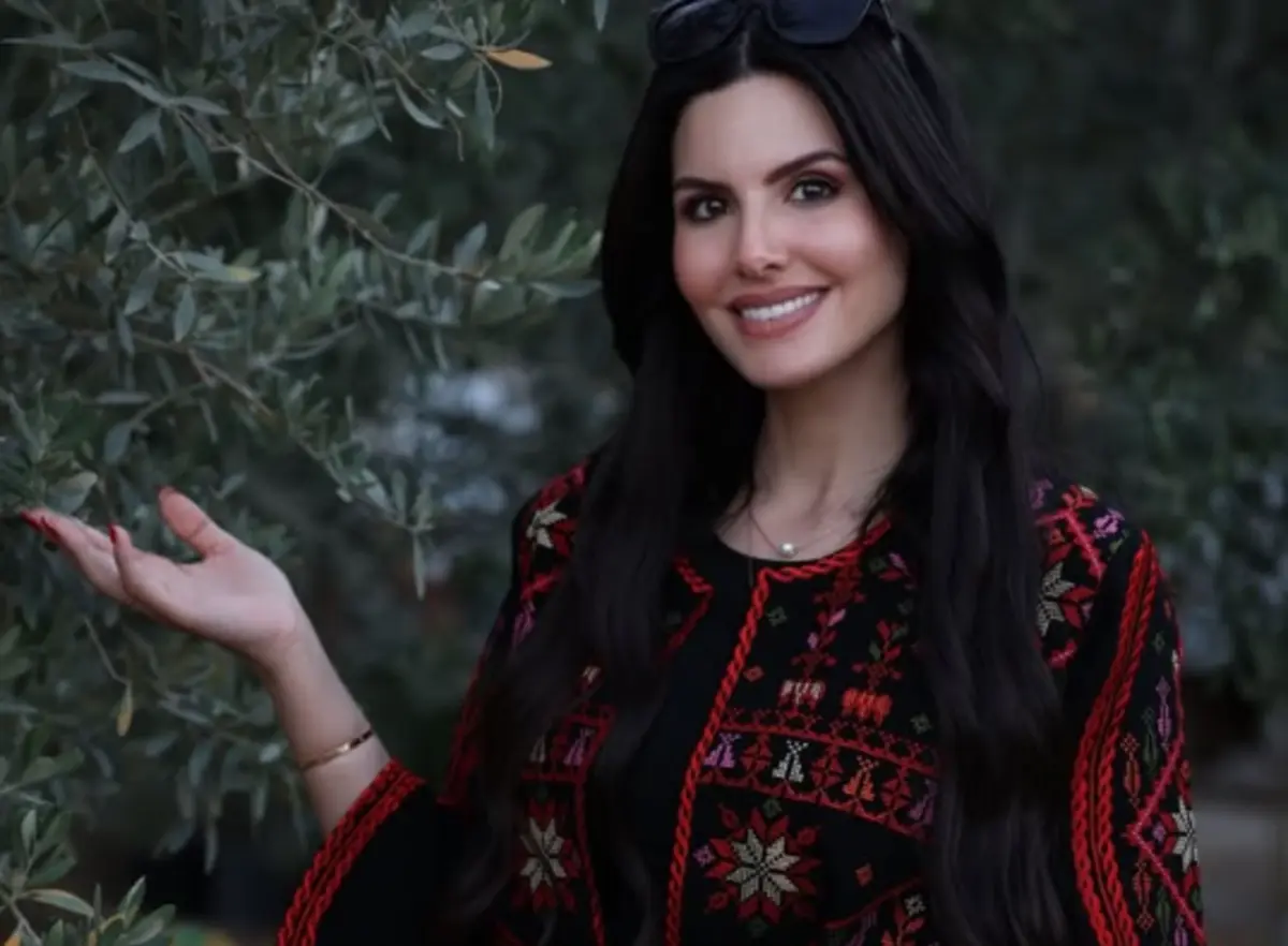 Nadeen Ayoub tem 27 anos e vai representar a Palestina no concurso Miss Universo, em novembro