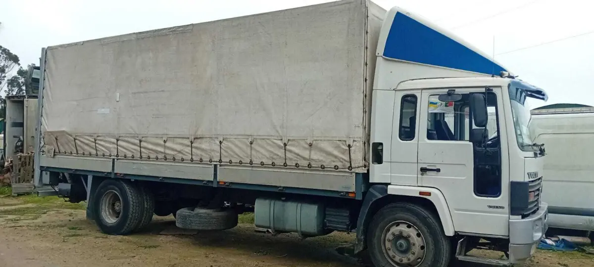 O custo inclui combustível e portagens