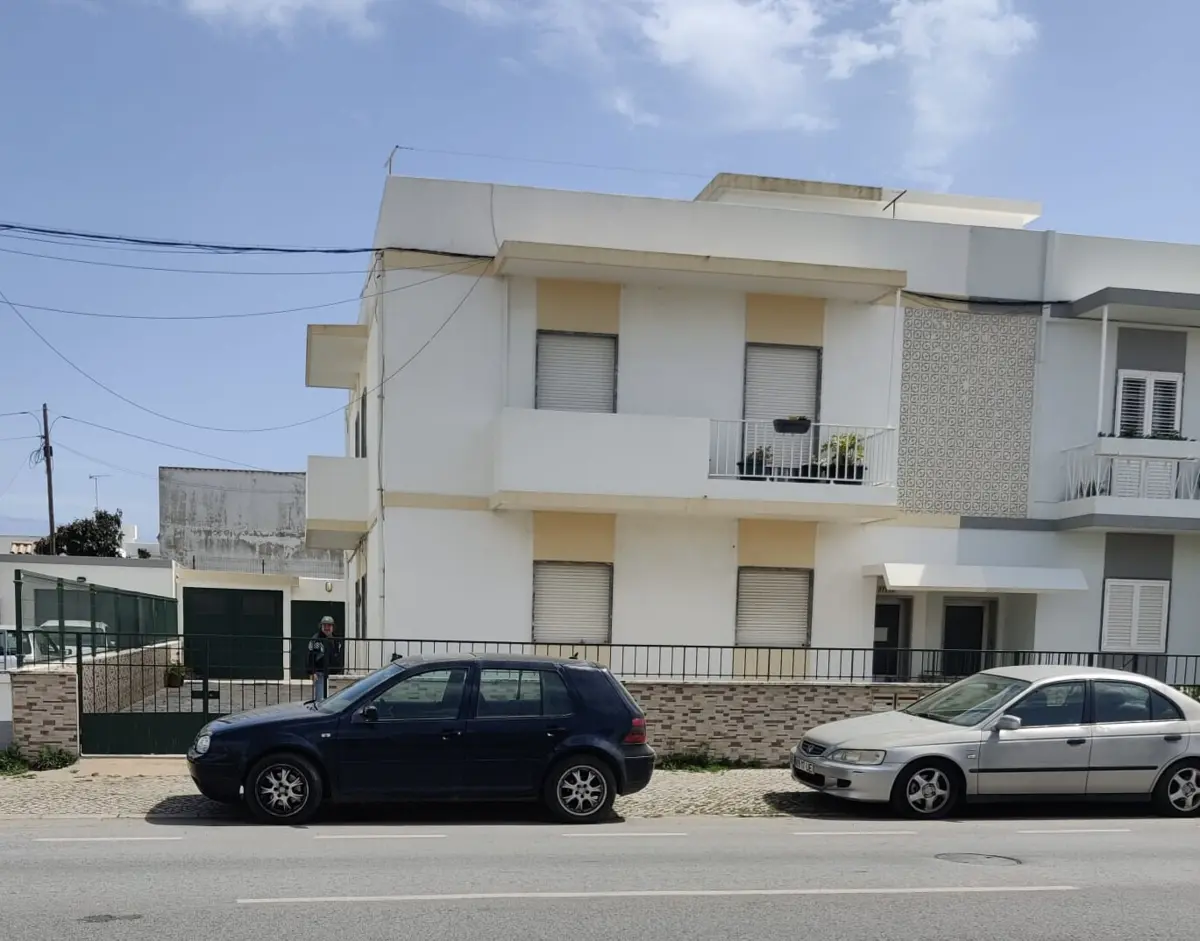 O crime ocorreu rua Dâmaso da Encarnação, na freguesia de Quelfes