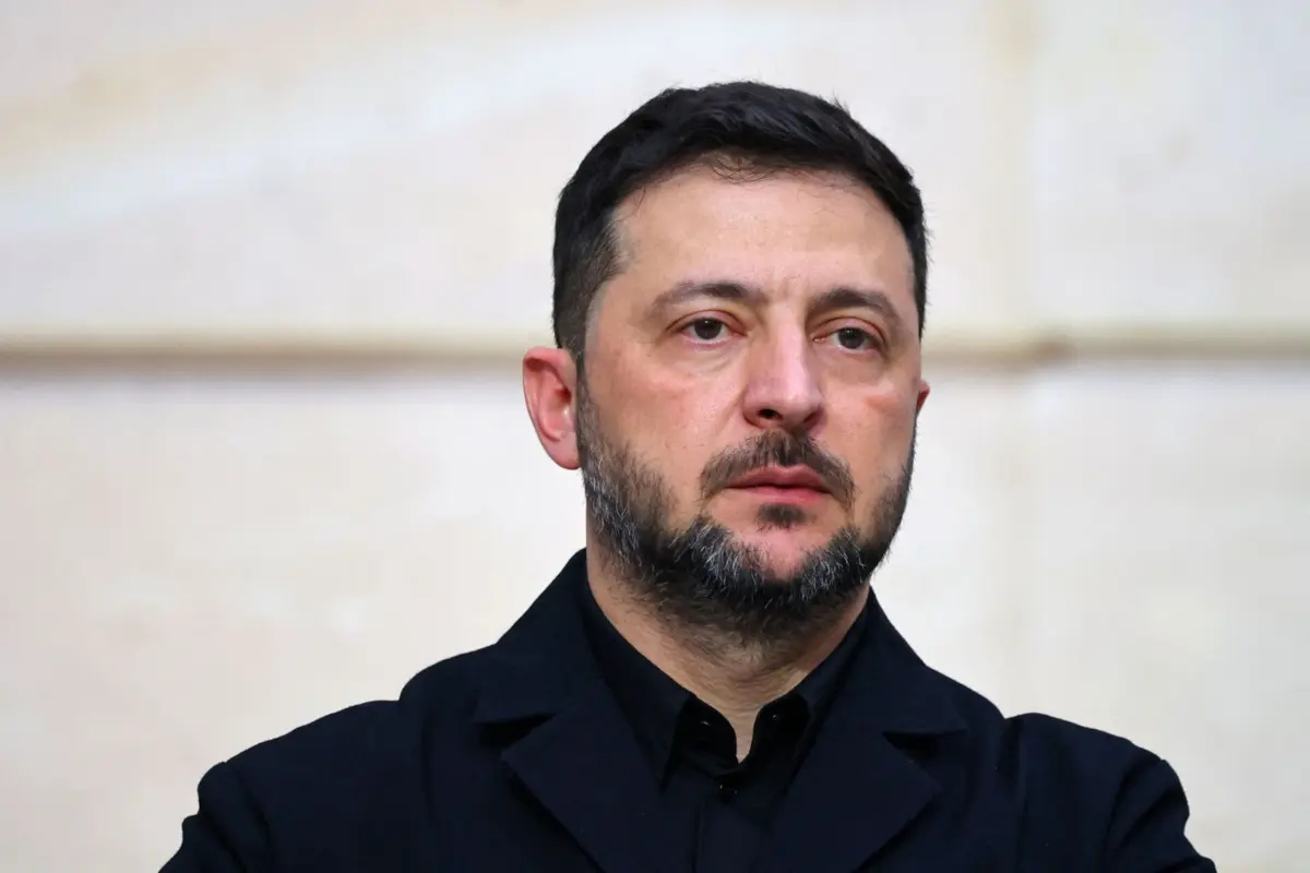 Zelensky diz que se recusa a trair a nação e que vai propor alternativas ao plano dos EUA