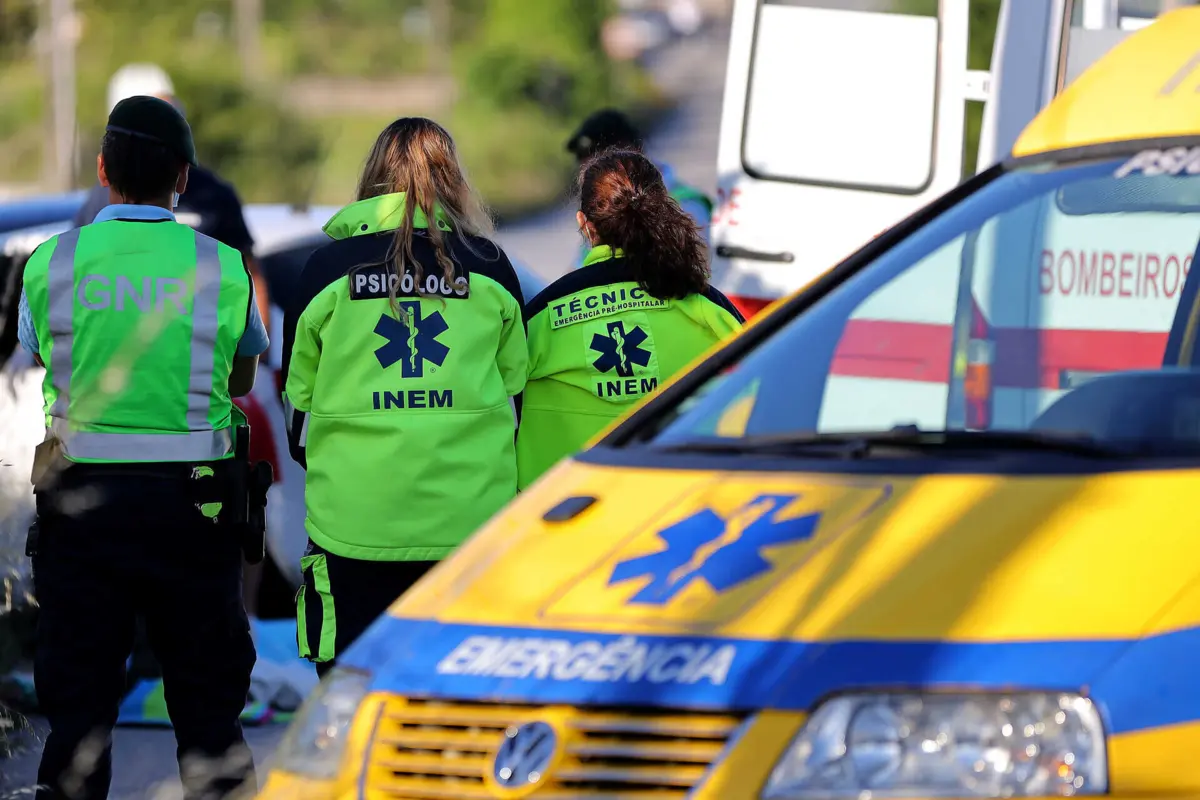 No local estiveram os Bombeiros Voluntários de Mira, INEM e GNR