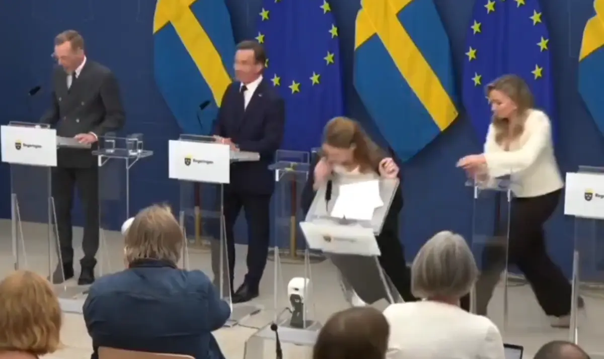 Ministra desmaiou durante a conferência de imprensa