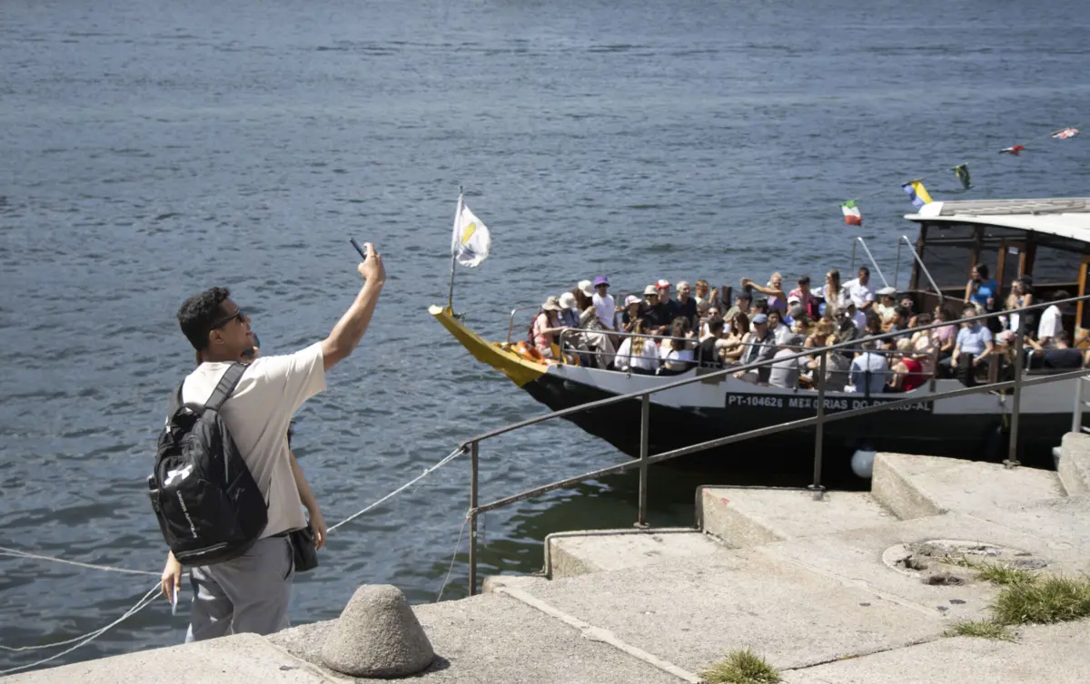 Imagem de contexto do artigo Porto aprova aumento da Taxa Turística para três euros