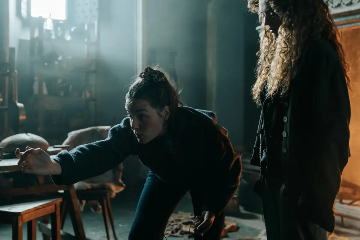 Emilie Blichfeldt estreia-se na realização com o conto de fadas negro "A Meia-Irmã Feia"