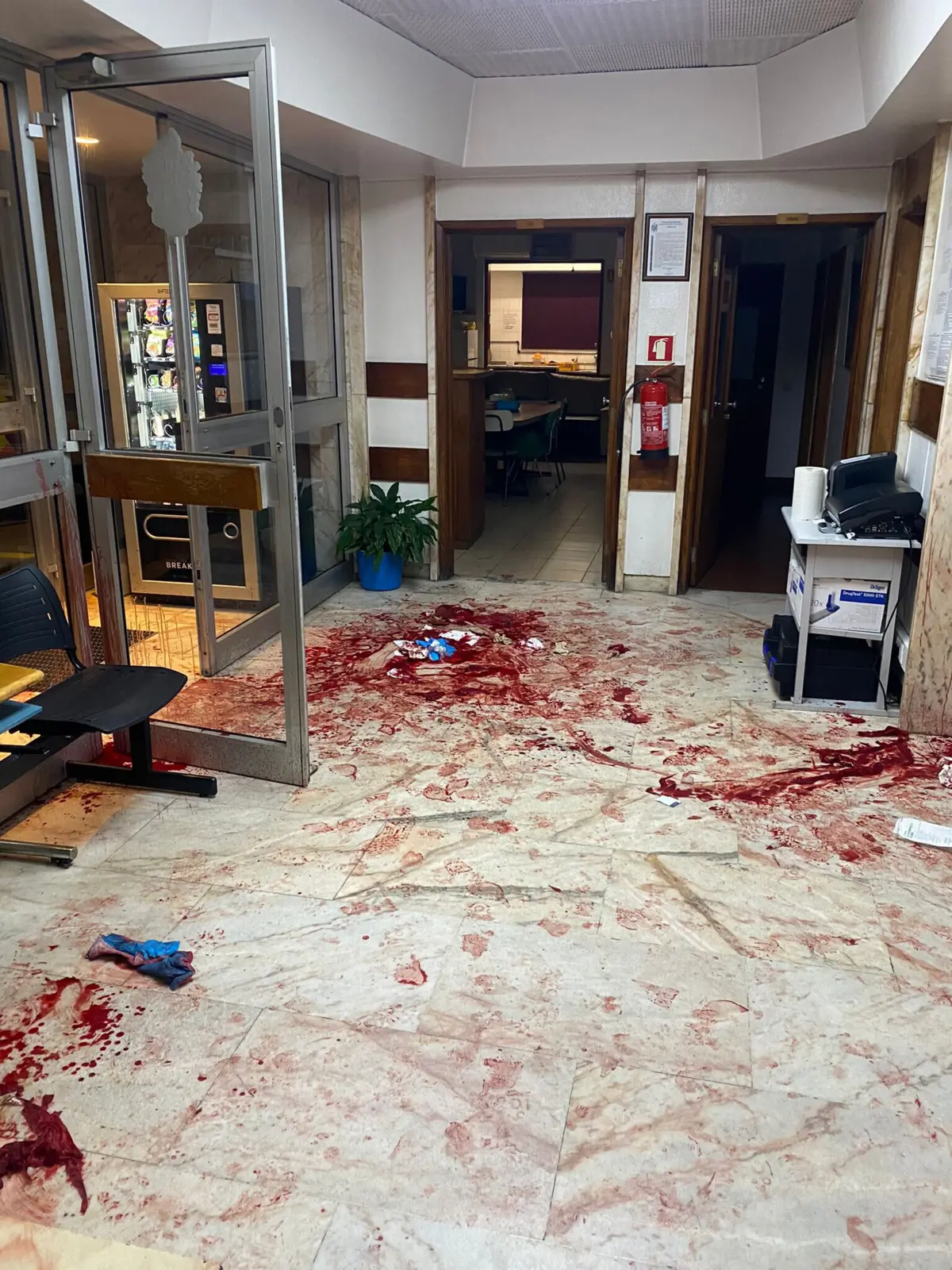 Espaço ficou totalmente ensanguentado