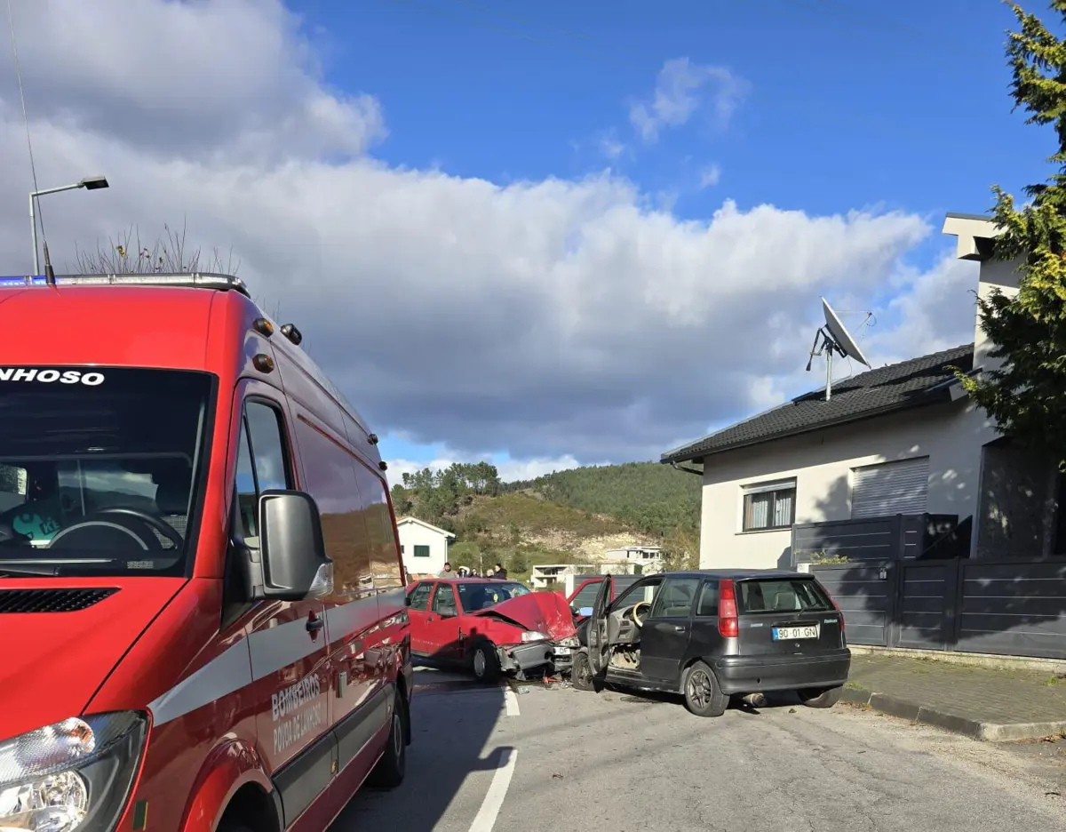 Acidente causou cinco feridos