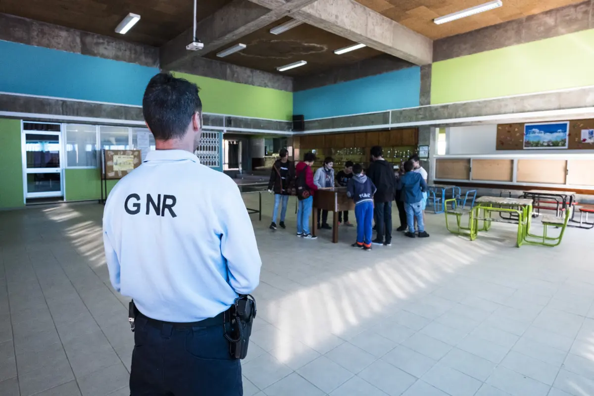 Aluno ameaçou professores e colegas com arma