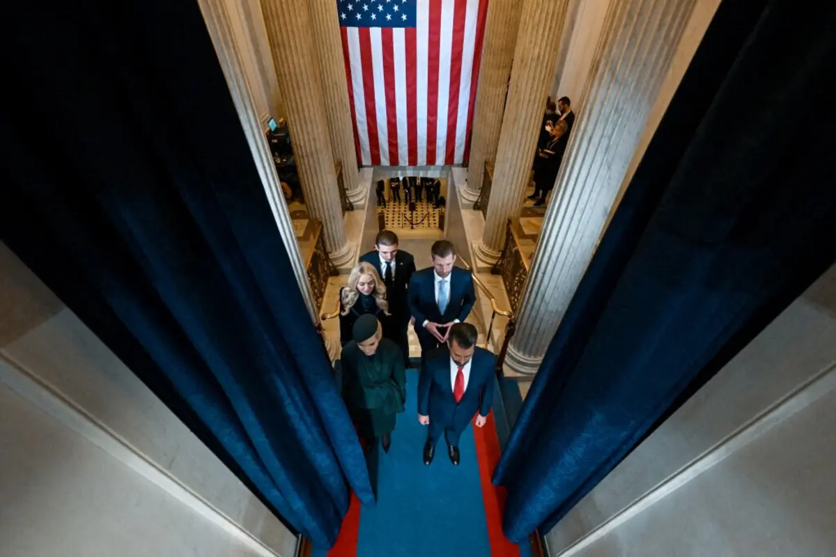 Os cinco filhos de Donald Trump marcaram presença na tomada de posse do novo mandato, na segunda-feira