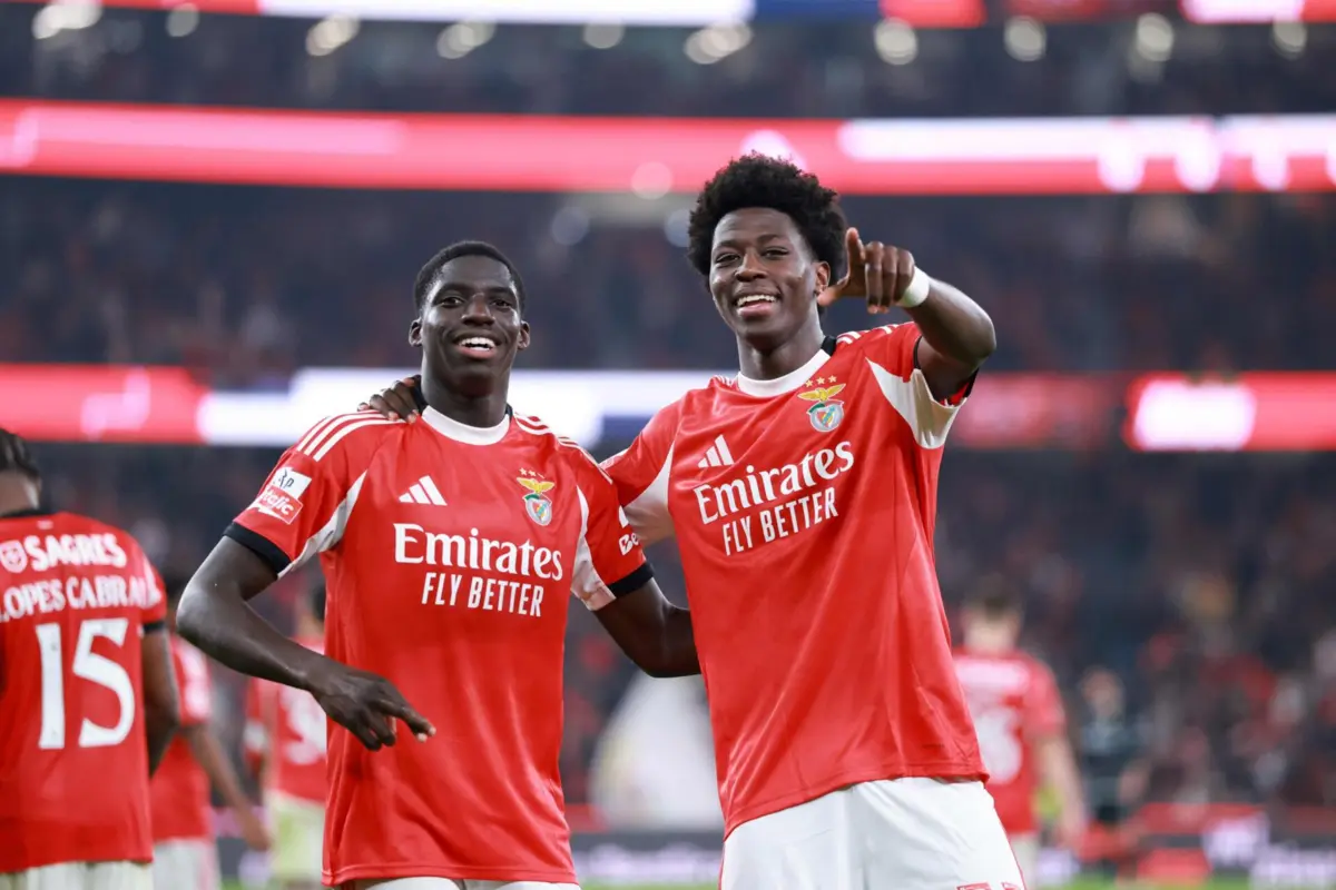 Anísio e Banjaqui festejaram juntos o golo