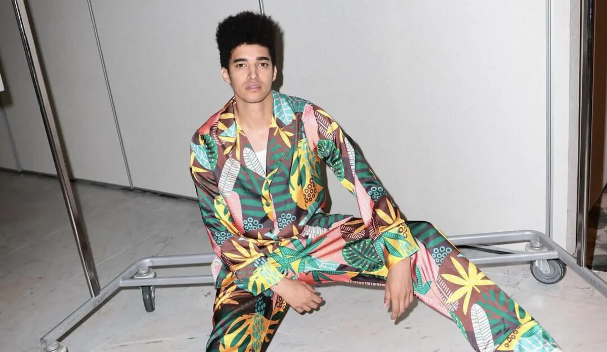 Modelo e stylist aposta no contacto direto com o público