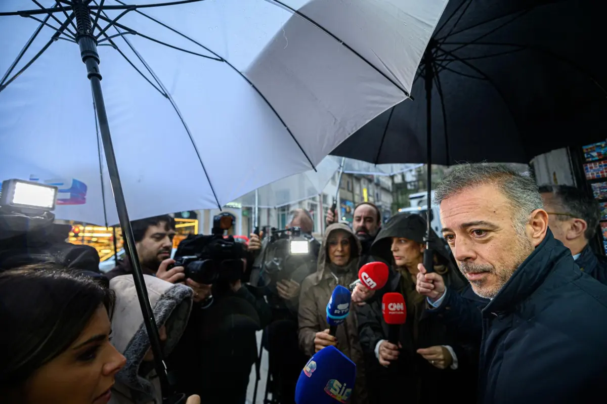 O autarca do Porto Pedro Duarte apoia António José Seguro na segunda volta das eleições presidenciais