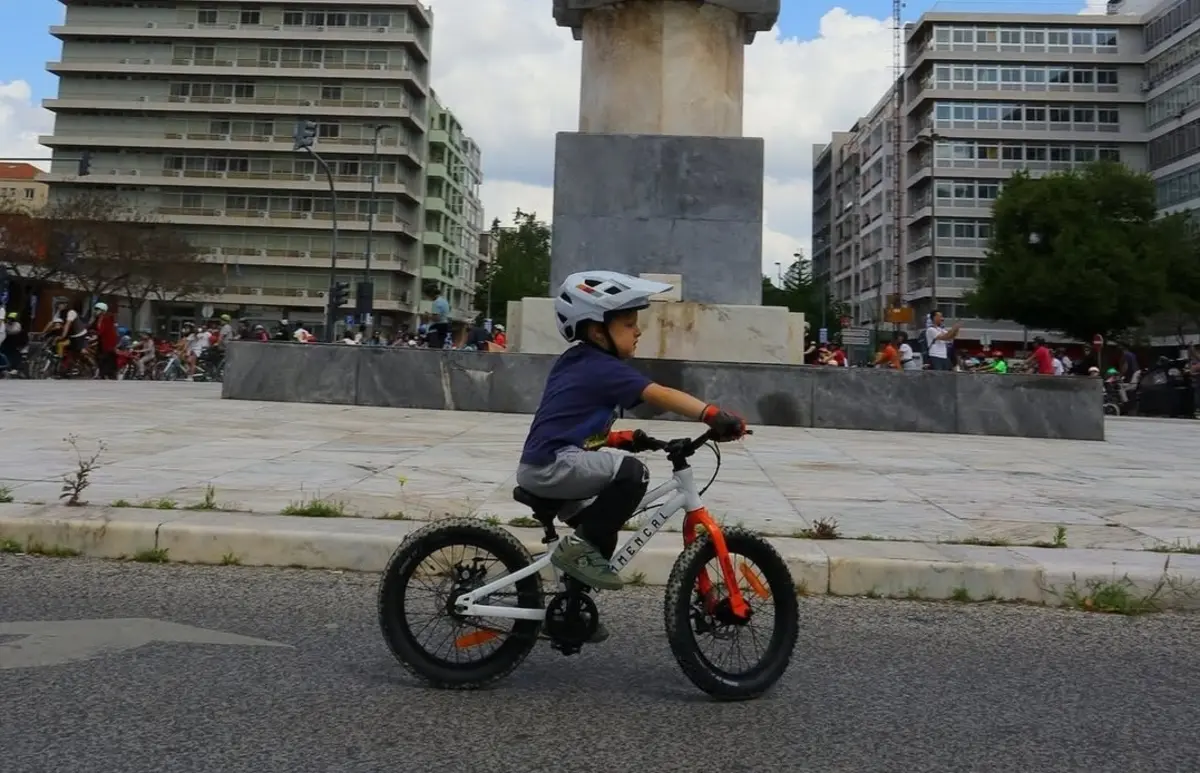 Kidical Mass organiza eventos informais e regulares para crianças