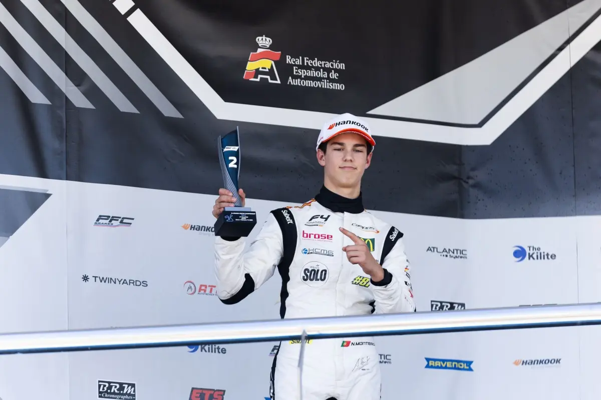 Filho do piloto Tiago Monteiro, Noah quer também chegar à Fórmula 1