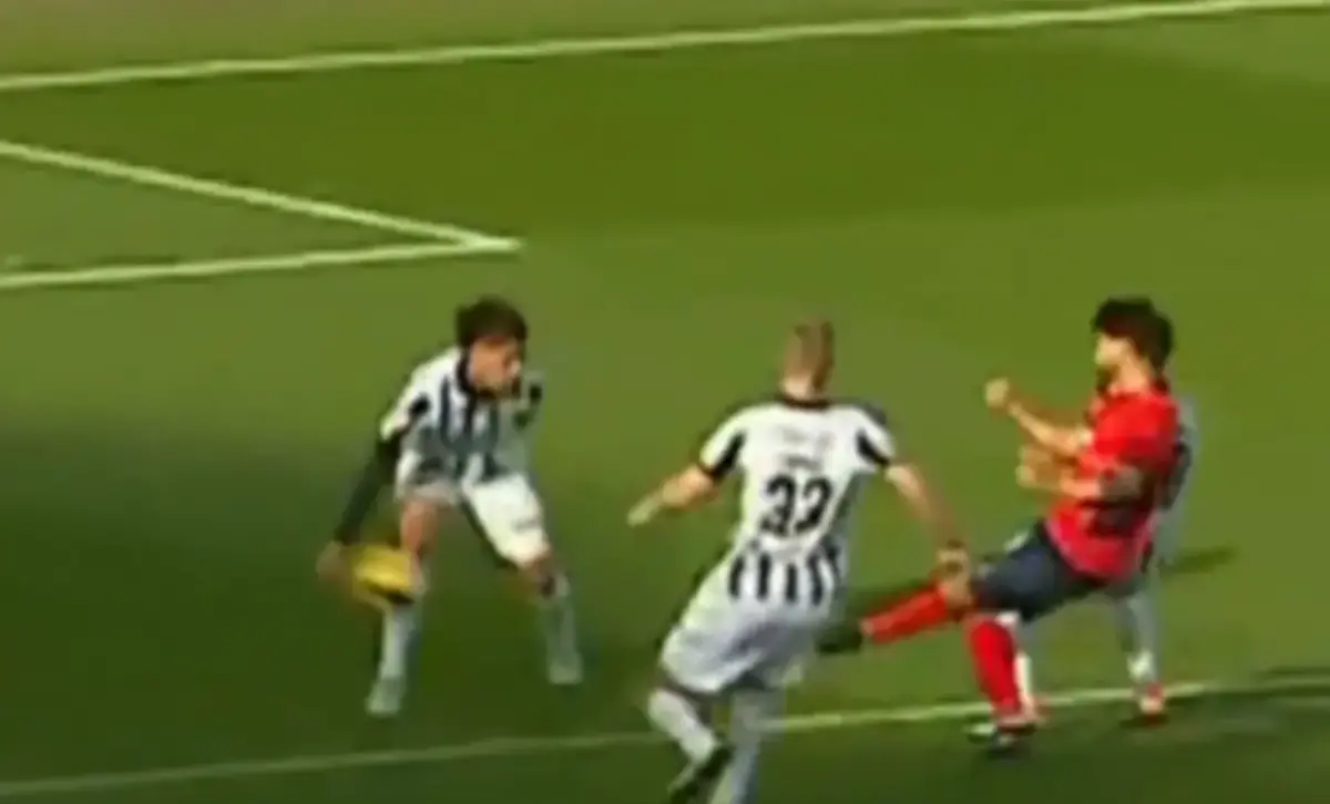 Imagem de contexto do artigo Oliveirense após empate: "Dado que em Portugal não se pode falar de arbitragem, ficam só as imagens"