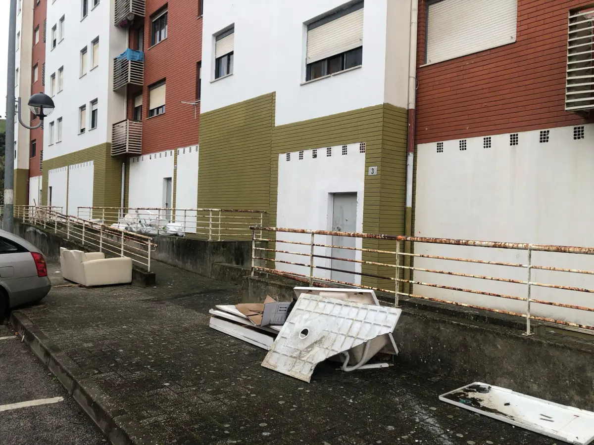 Imagem de contexto do artigo Movimento Vida Justa denuncia abandono de obras do PRR em bairro social na Amadora