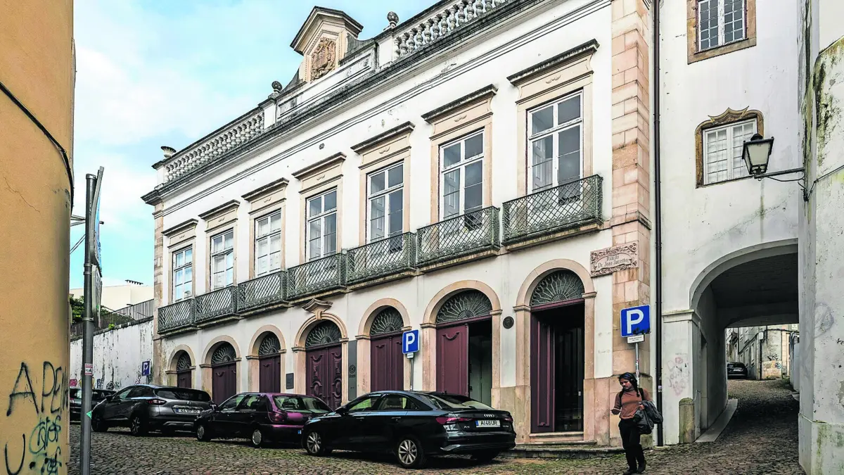 Casa da Cidadania da Língua é gerida pela Associação Portugal Brasil 200 anos, que vai receber 150 mil euros da Câmara