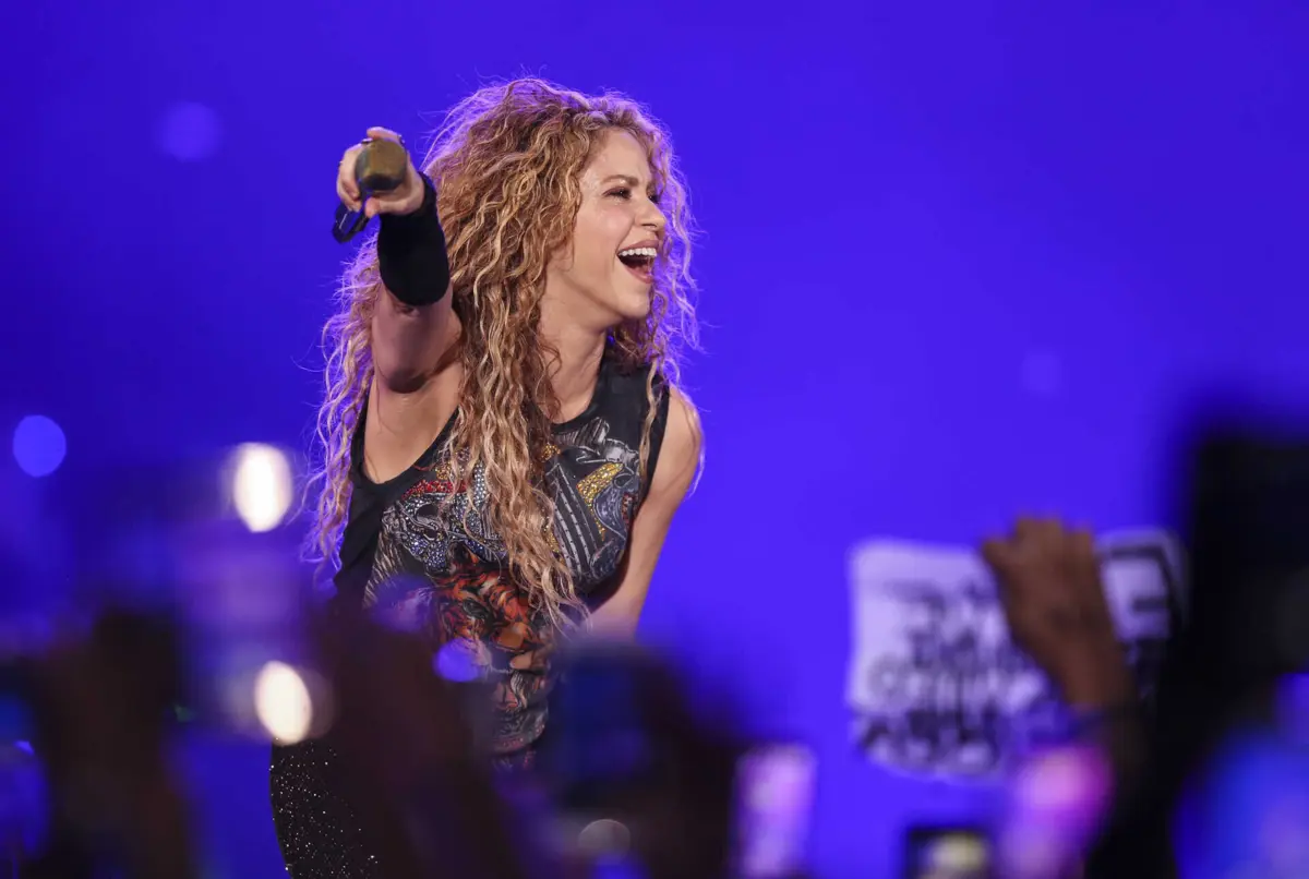 Shakira agradeceu aos fãs pelo apoio
