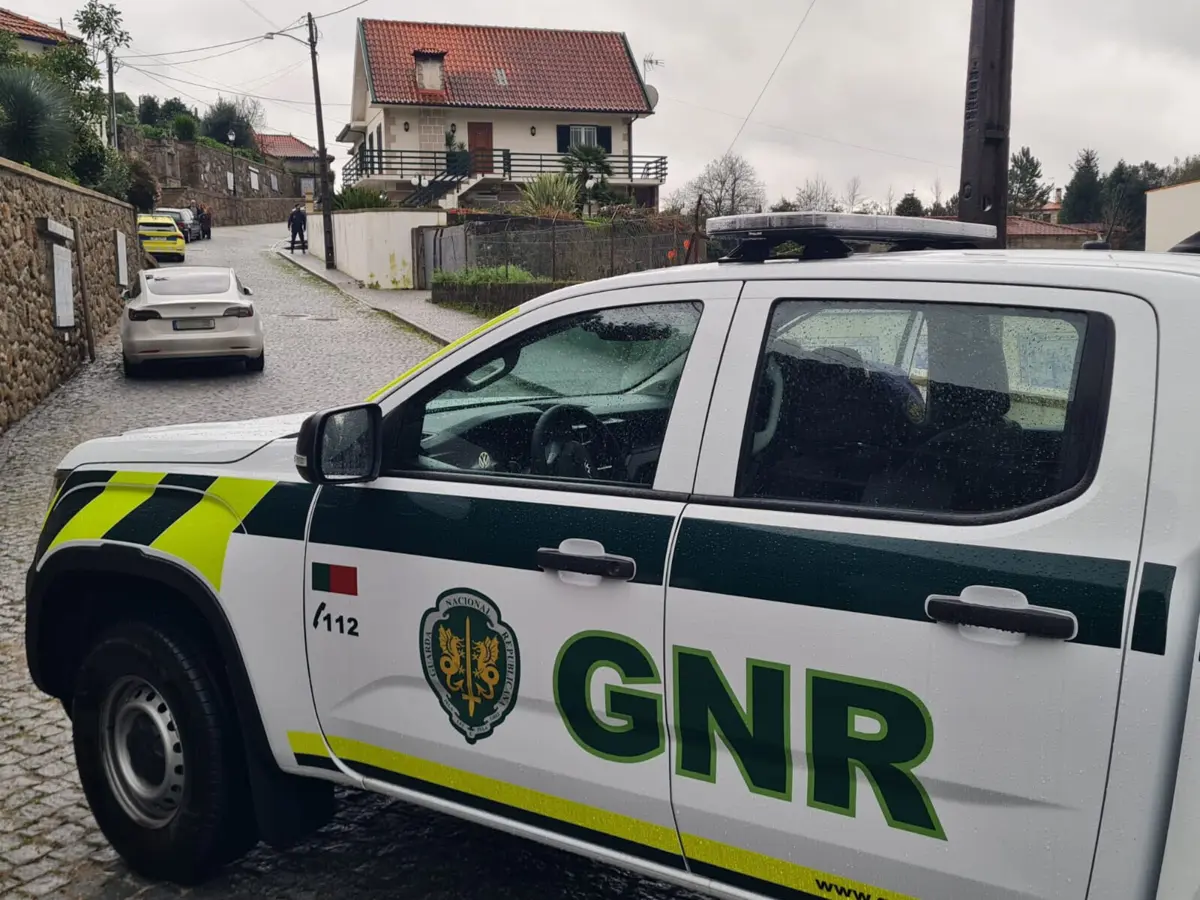 Autoridades suspeitam de homicídio seguido de suicídio