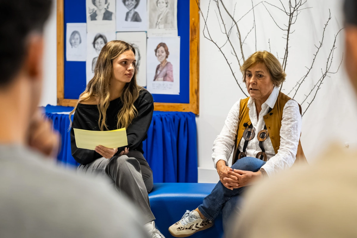"Há um clique que se dá quando se lê um livro e a partir daí, desse clique, o conhecimento avança", diz a escritora Maria do Rosário Pedreira