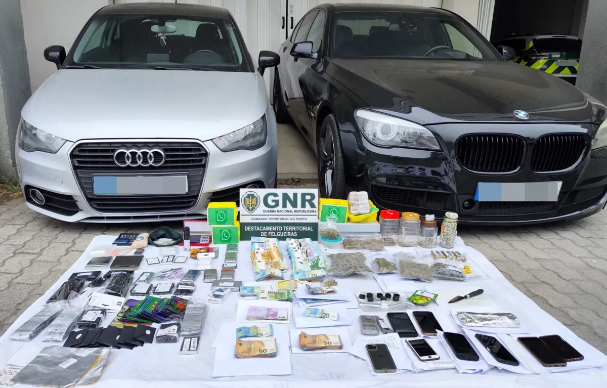 GNR deteve 13 pessoas suspeitas de tráfico de droga e posse de arma proibida