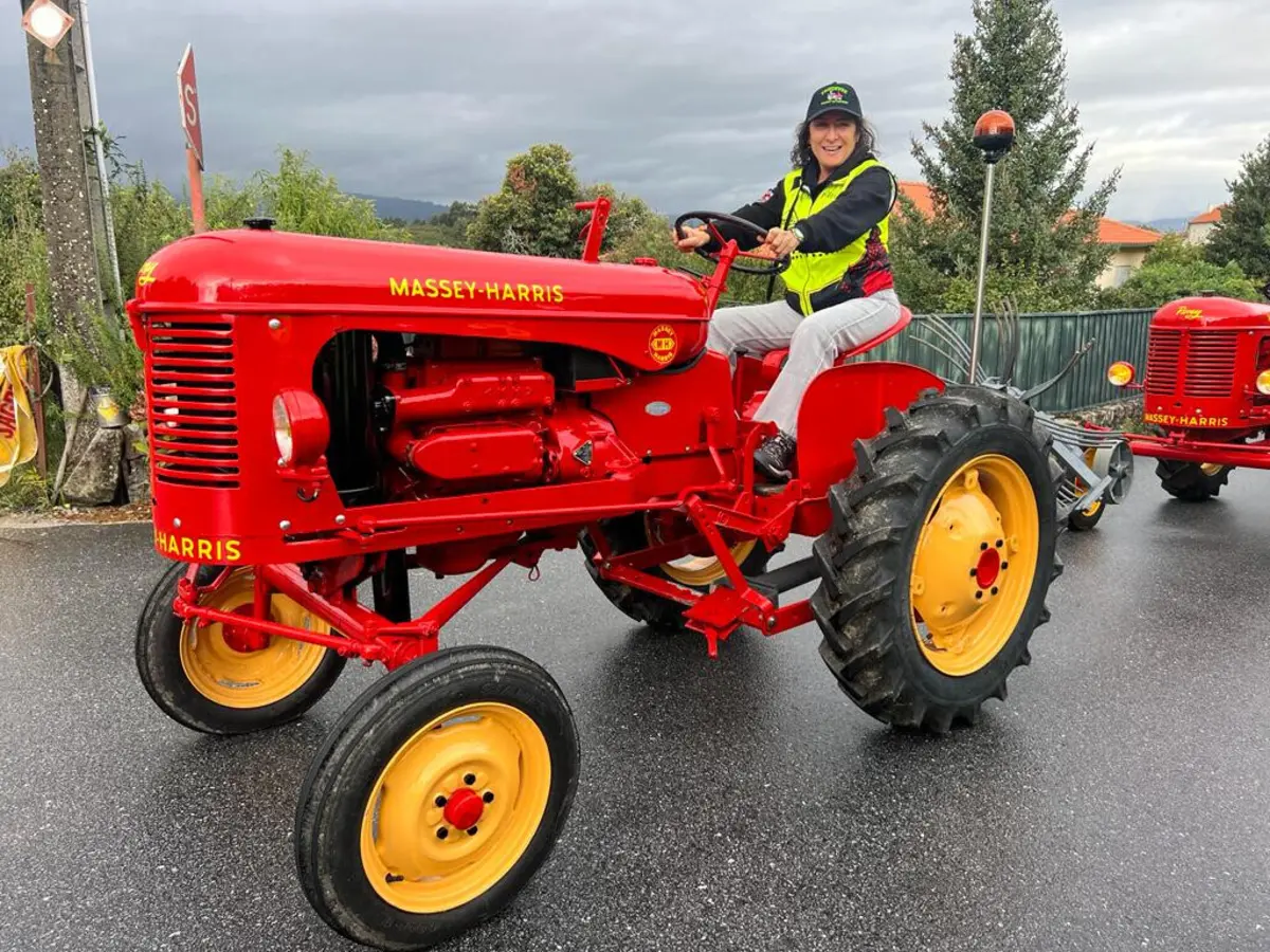 Imagem de contexto do artigo Arcos de Valdevez estreia evento com encontro de mais 80 tratores
