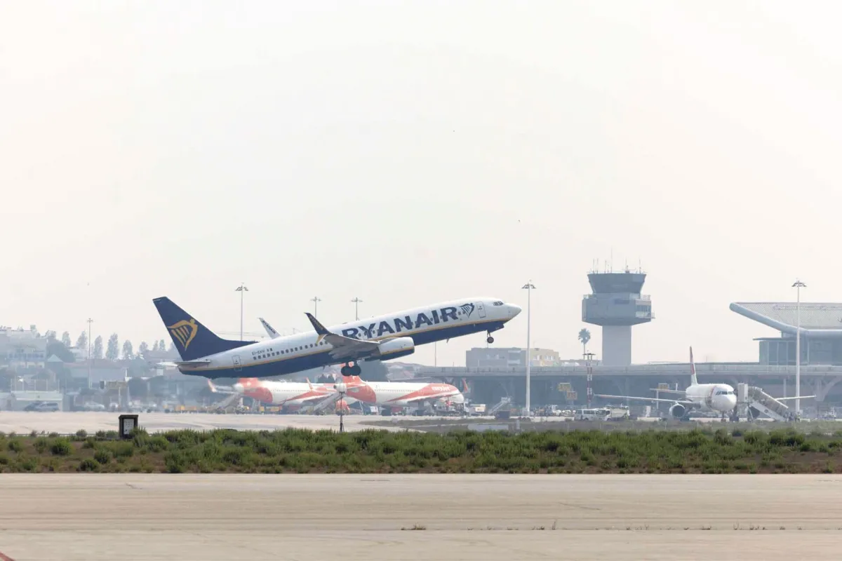 A Ryanair anunciou que, a partir de 12 de novembro, deixará de aceitar cartões de embarque impressos