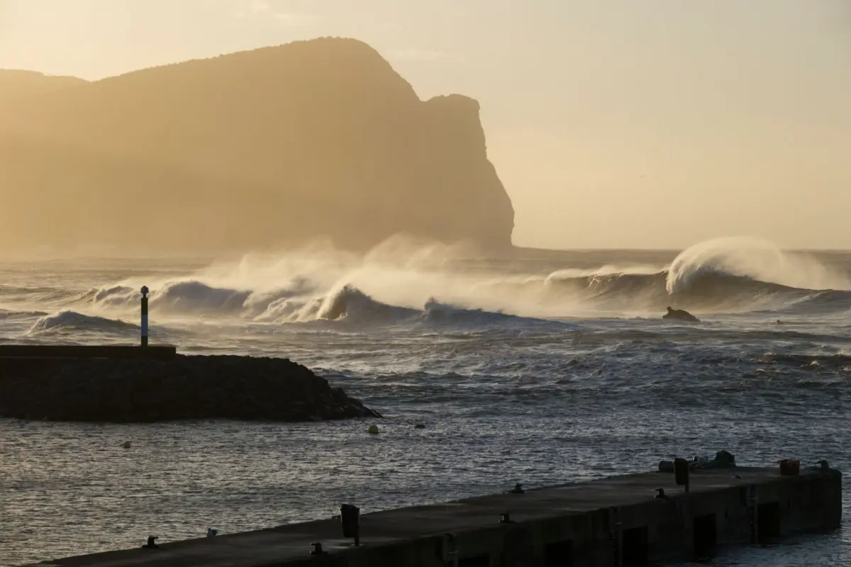 A Proteção Civil açoriana registou 196 ocorrências no arquipélago, sem feridos, e foi necessário realojar 16 pessoas