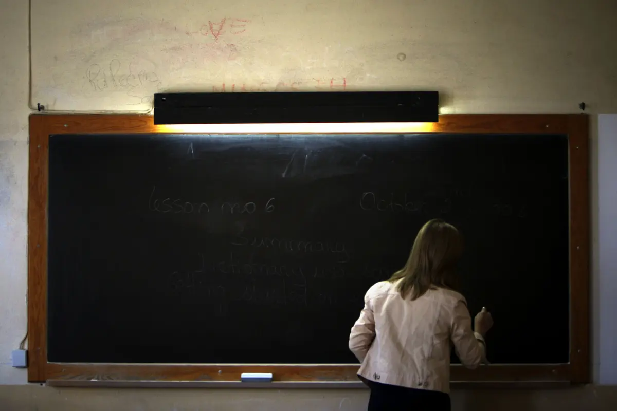 O inquérito revelou que 88% dos professores rejeitam o reforço da contratação pelas escolas e que 82,2% pedem antes para as escolas mais poderes de decisão ao nível da gestão pedagógica