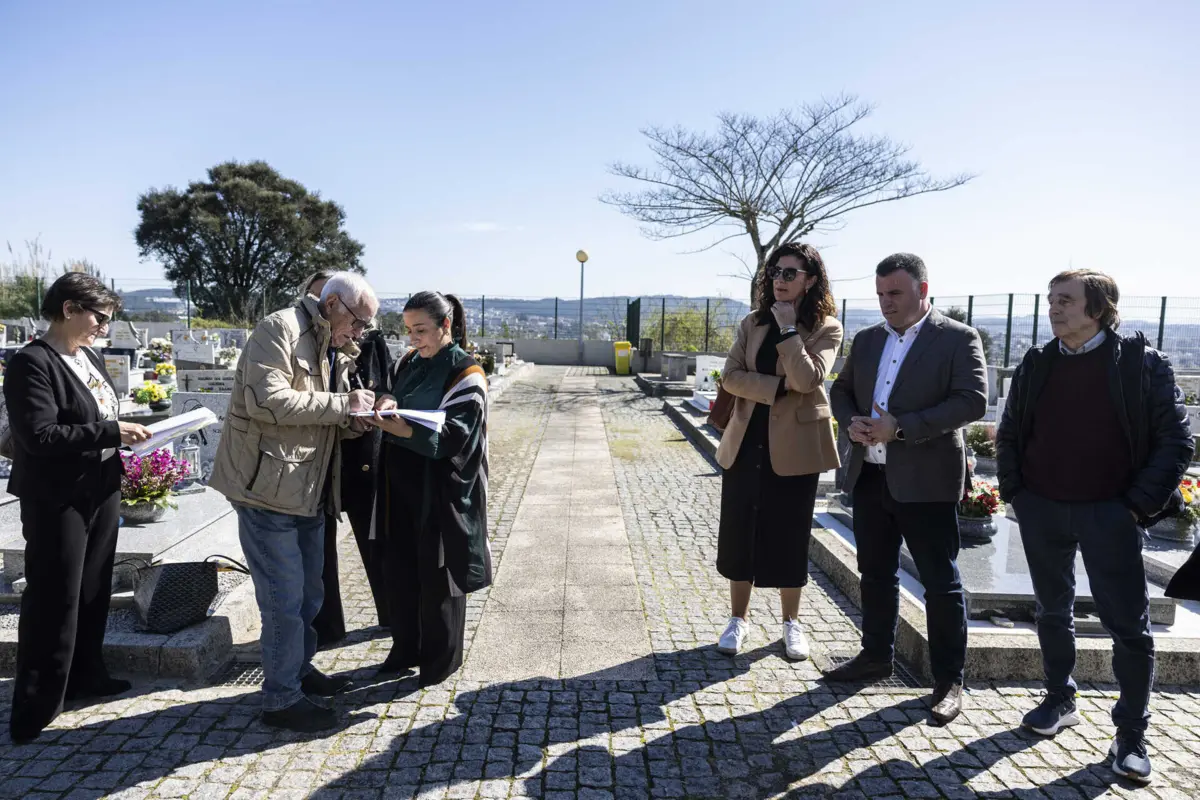 Herdeiros da parcela onde está cemitério marcaram presença na posse administrativa do cemitério