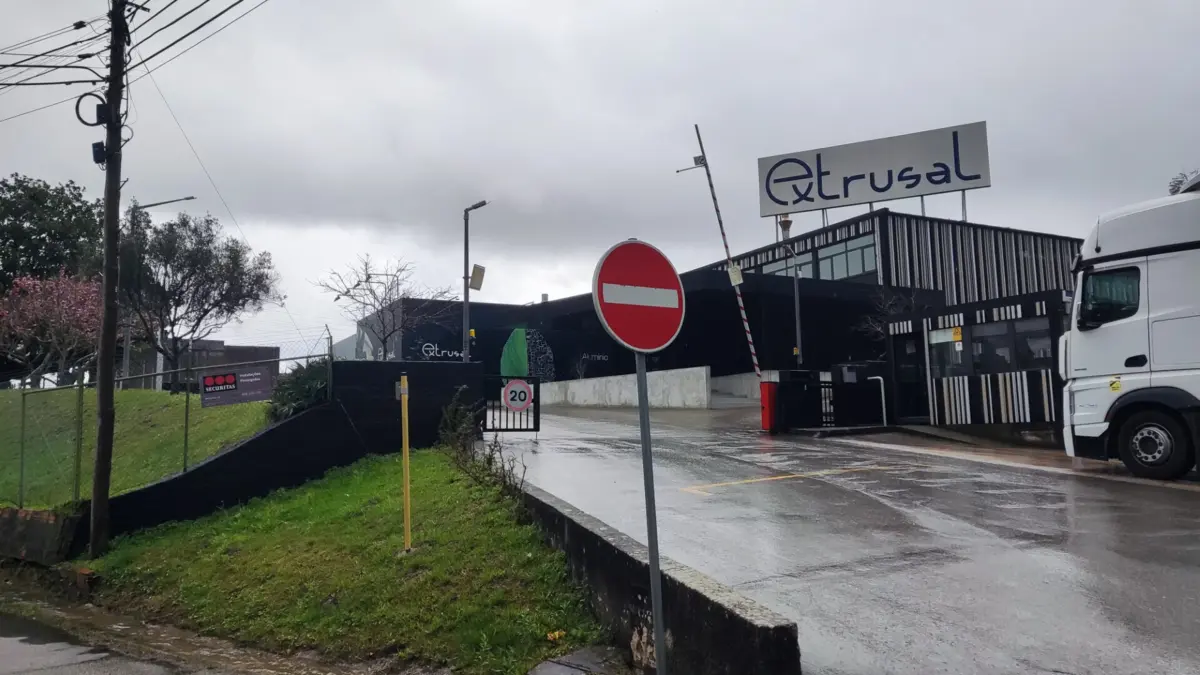 Empresa emprega cerca de 350 trabalhadores