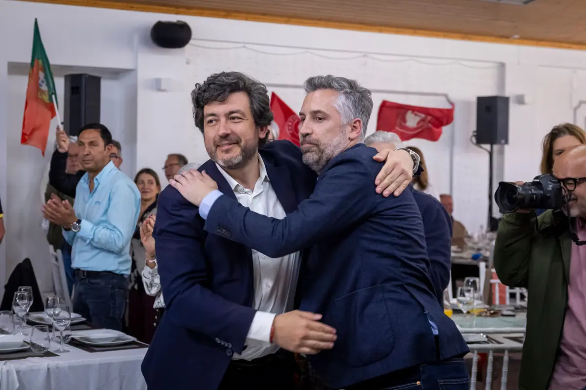 Pedro Delgado Alves com Pedro Nuno Santos