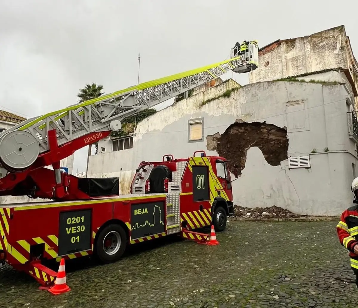 Casa estava sinalizada desde quinta-feira
