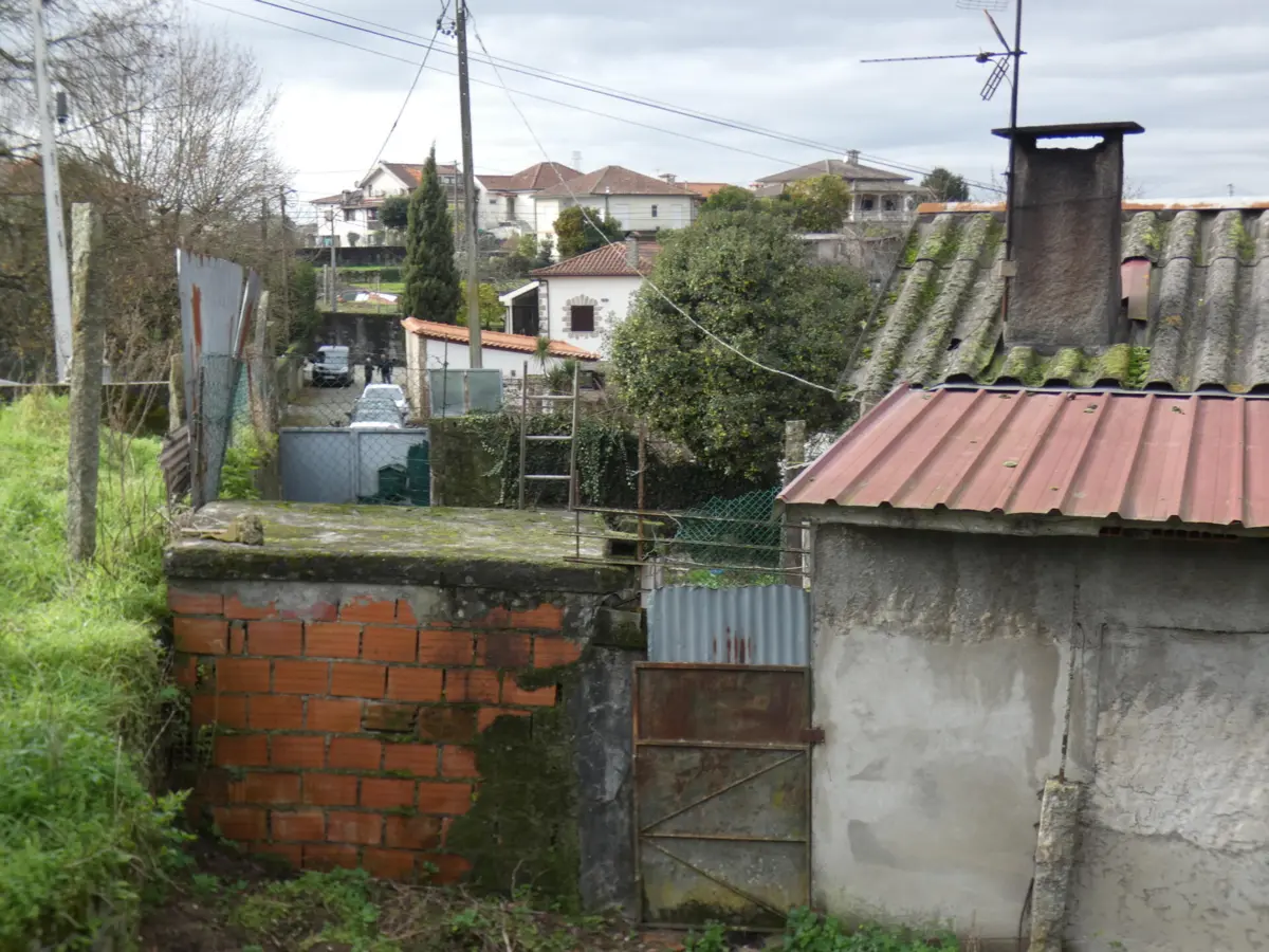 Vítima não queria abrir portão ao suspeito