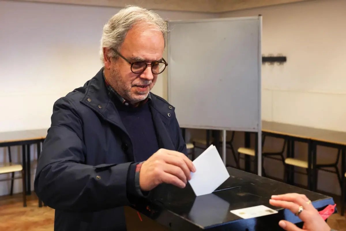 Imagem de contexto do artigo Líder do Bloco espera novo presidente "alinhado com batalha da democracia"