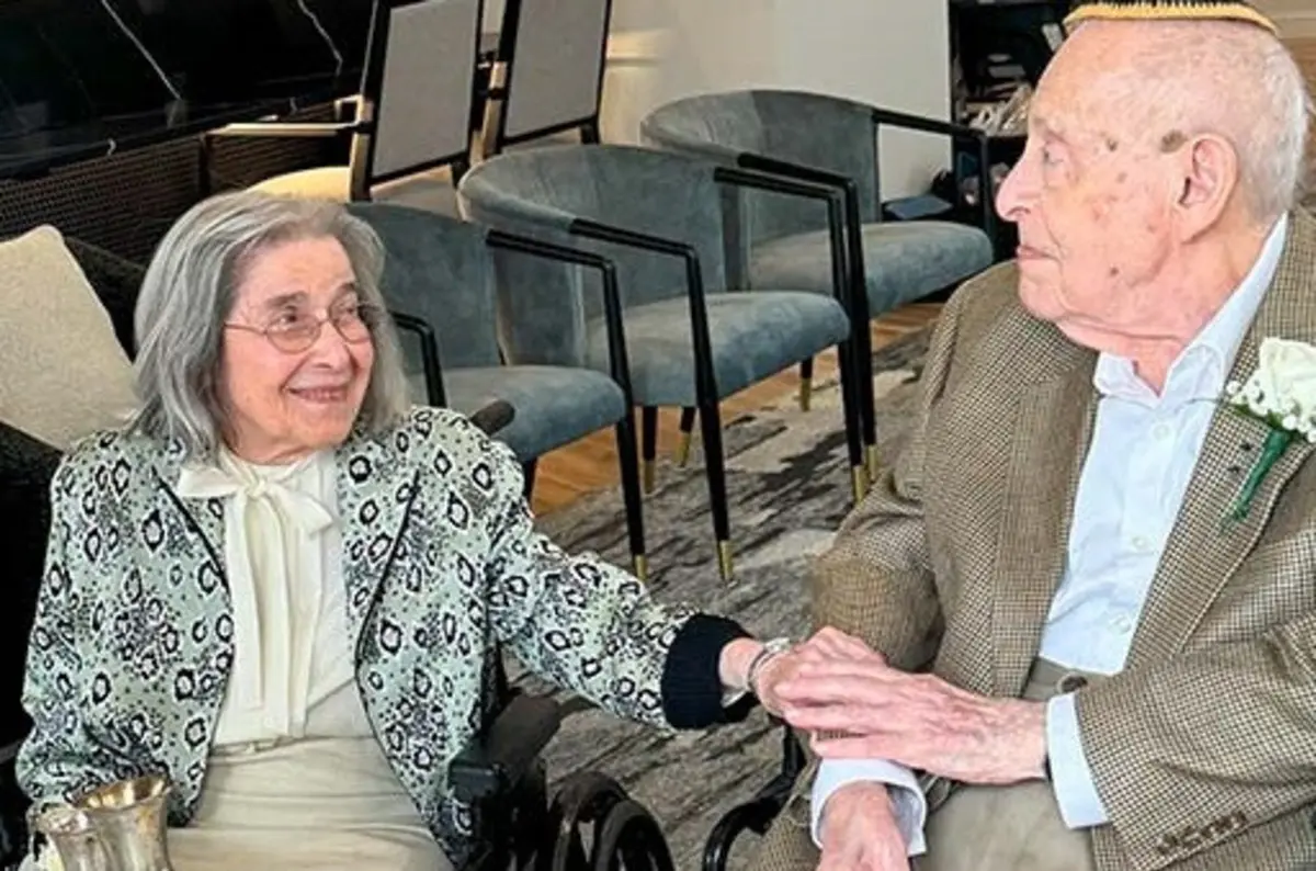 Marjorie e Bernie casaram-se em maio no lar de idosos