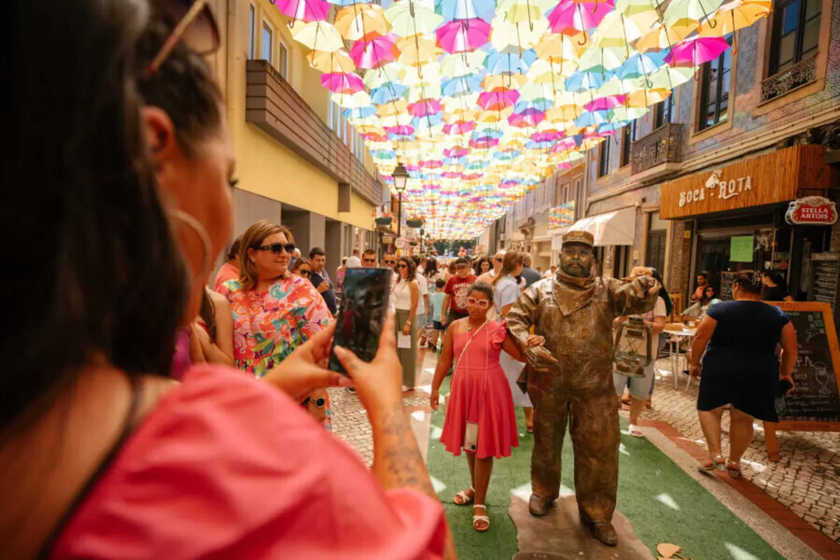 Atividades durante 23 dias vão encher a cidade de animação e cores vivas