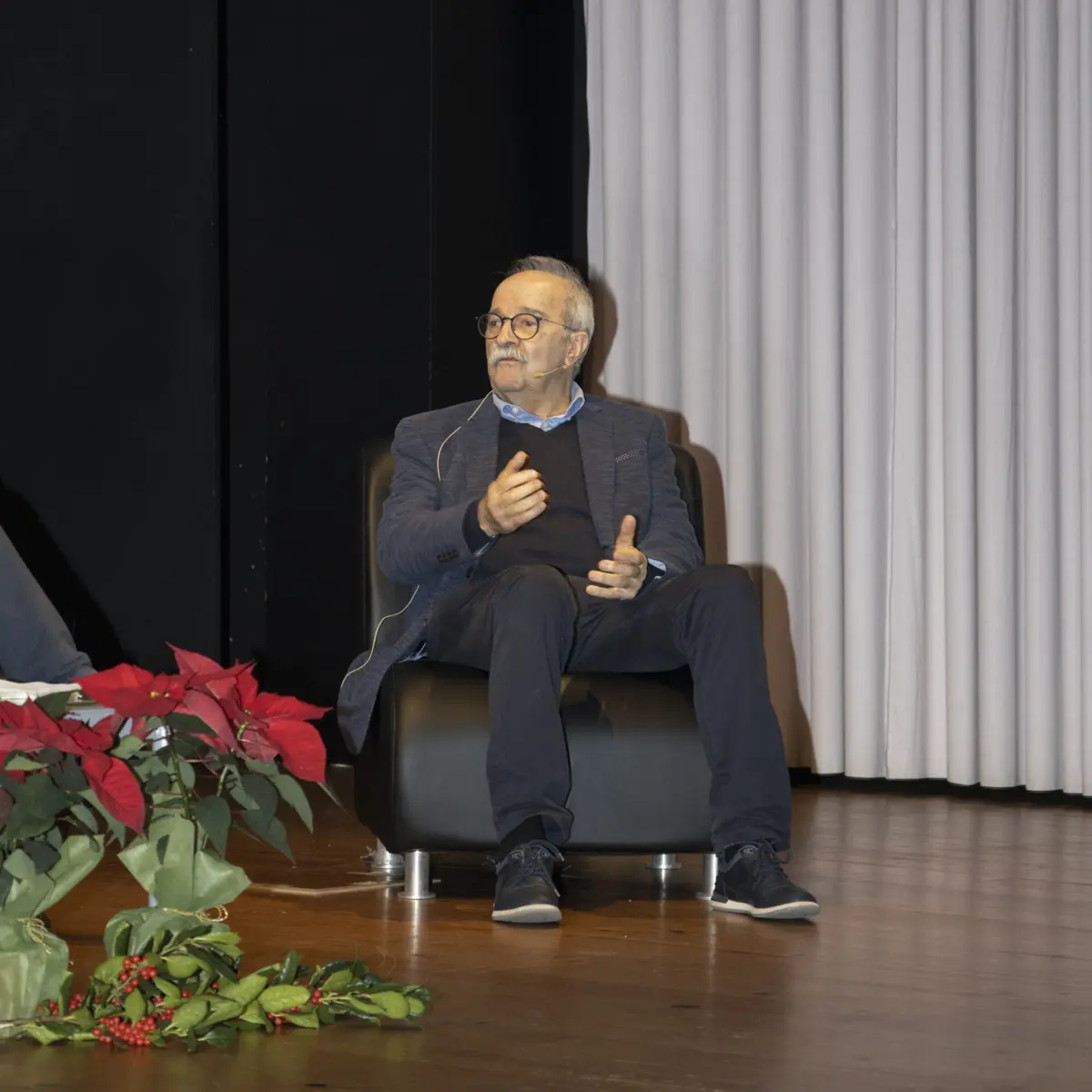 Gestor de empresas, Aurélio Monteiro da Costa confessa que "não imaginava que pudesse ter tanto prazer na escrita"