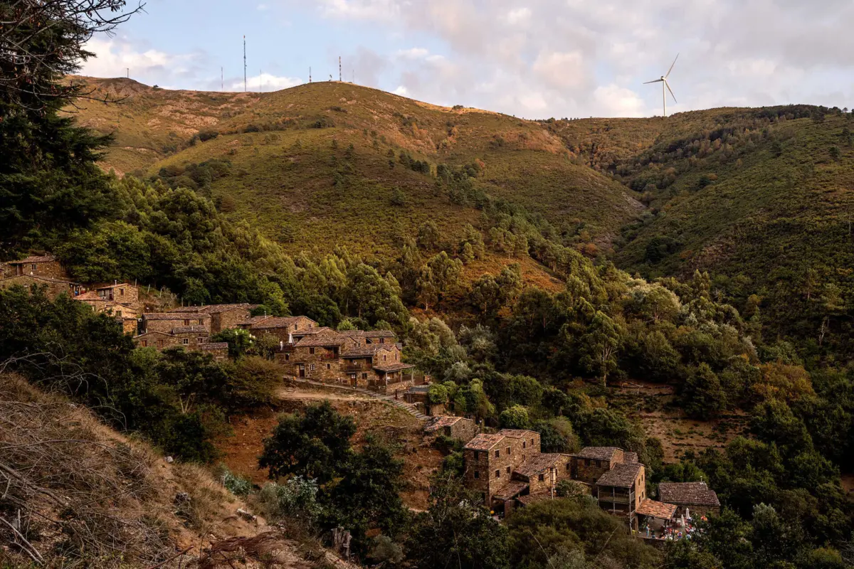A aldeia da Cerdeira é uma das cinco envolvidas no projeto