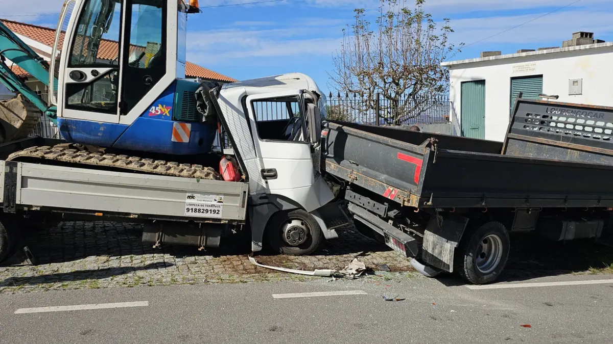 Condutor morreu no local do acidente