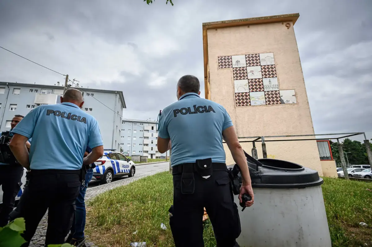 Imagem de contexto do artigo PSP ferido após abordagem a suspeito de tráfico de droga no bairro do Cerco