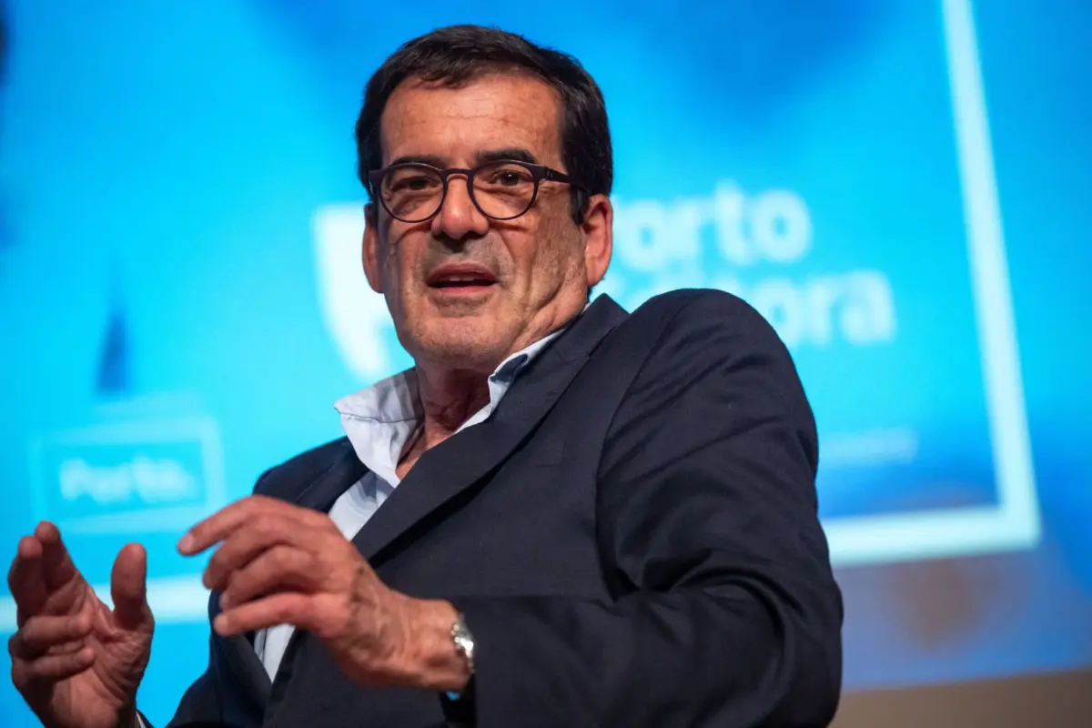 O autarca diz ter sido de acusado de "radicalismo" por exigir que sejam asseguradas "as garantias necessárias" na futura transferência do projeto do metrobus para a Sociedade de Transportes Coletivos do Porto (STCP)