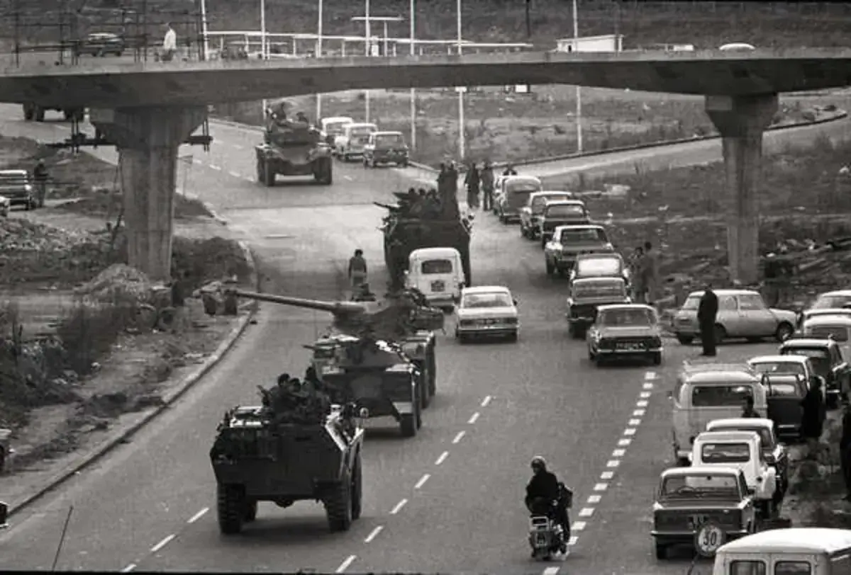 Militares saíram à rua no 25 de Novembro