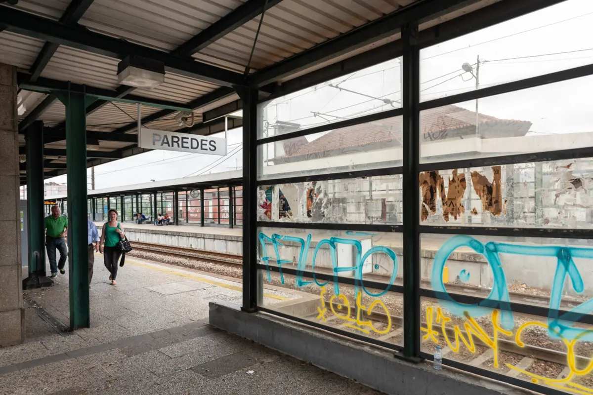 A estação de comboios de Paredes era um dos locais onde o gangue atacava