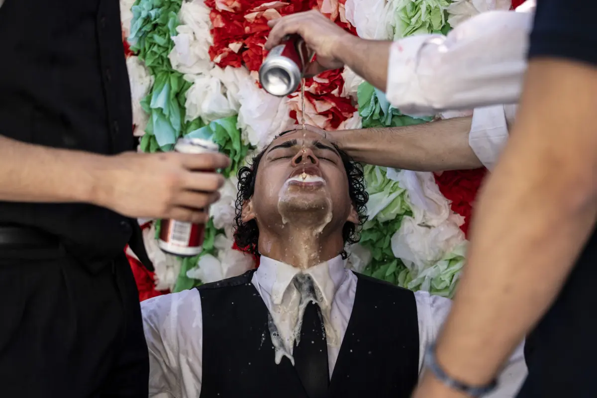 Imagem de contexto do artigo Corações (e cerveja) ao alto no Cortejo de Coimbra