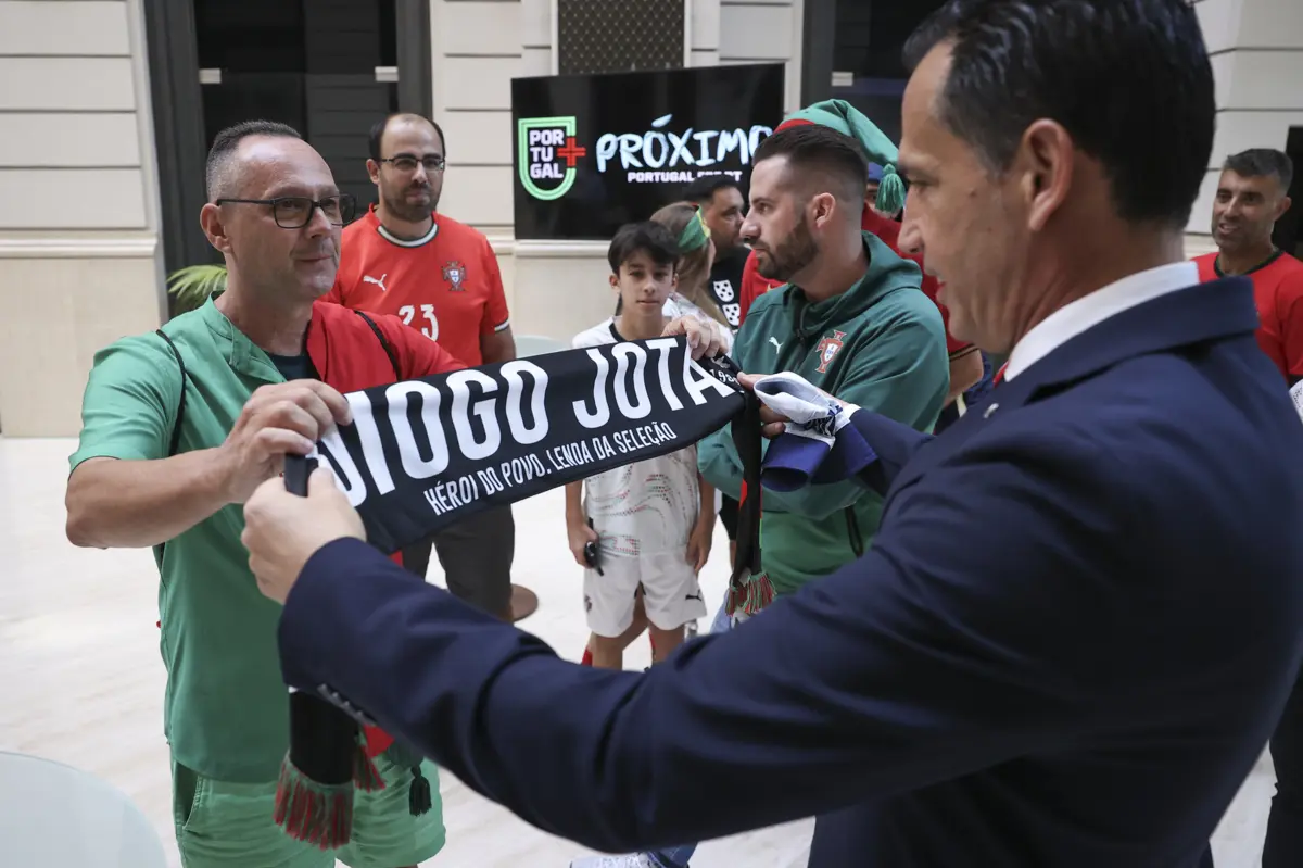 Pedro Proença esteve em convívio com adeptos portugueses na Hungria