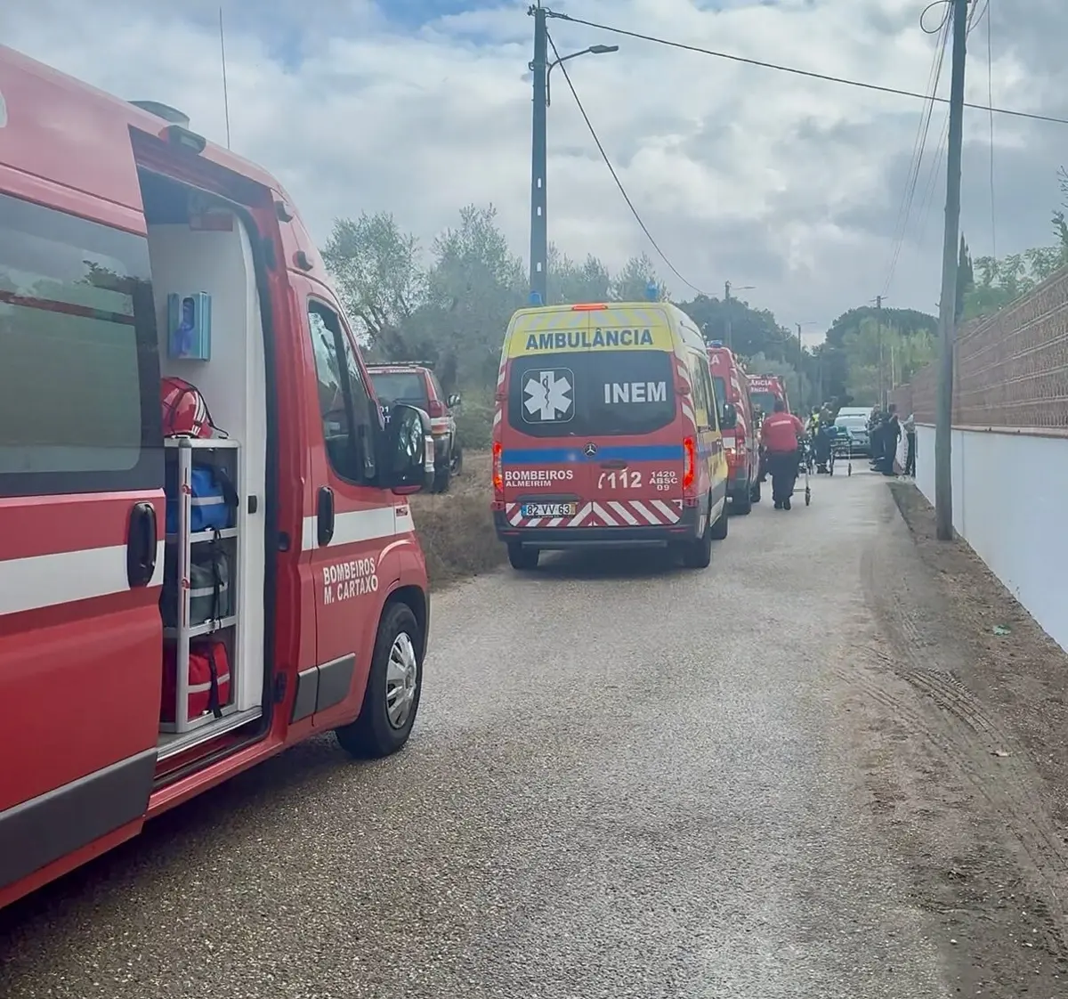 Bombeiros de várias corporações estiveram presentes no local