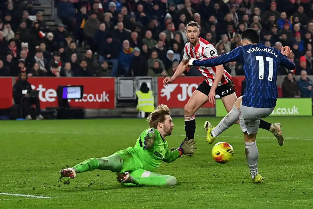 Arsenal desperdiçou várias oportunidades e empatou com o Brentford