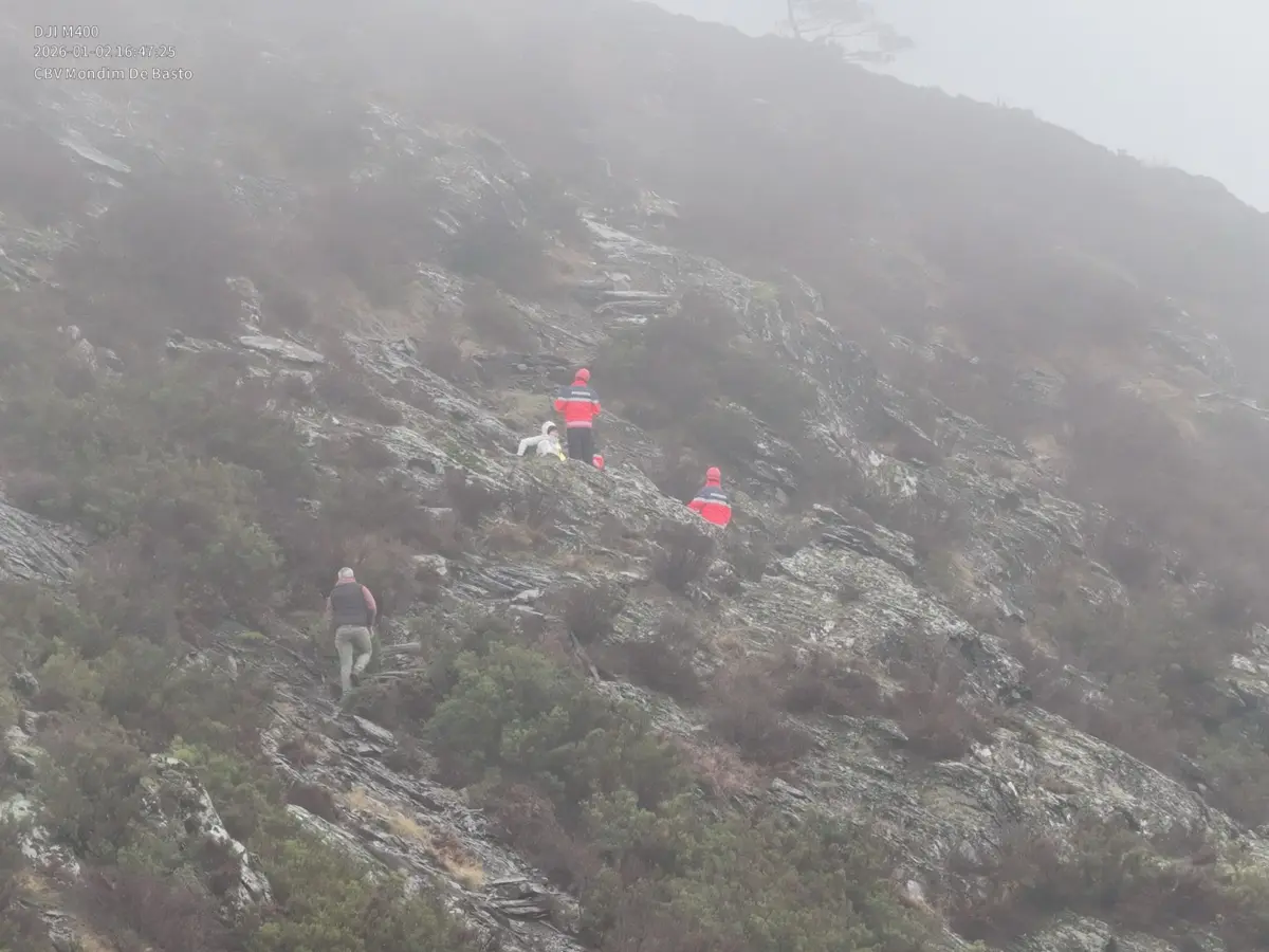 Jovens perderam-se em local acidentado